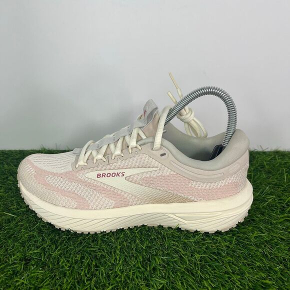 Brooks Women's Revel 7 Running shoes size 6.5 - Picture 1 of 8
